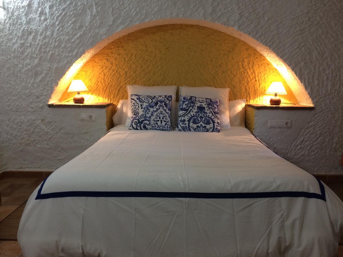 Cuevas Hammam Abuelo Jose Apartment Purullena Bagian luar foto